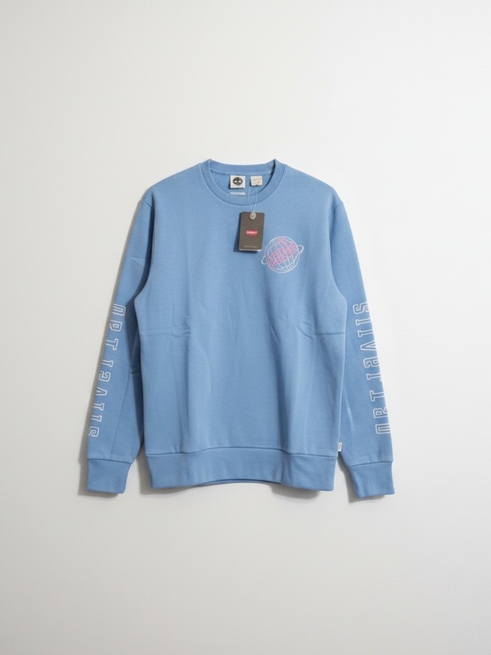 Levi's Blue Crewneck Sweatshirt with Chest Globe Graphic